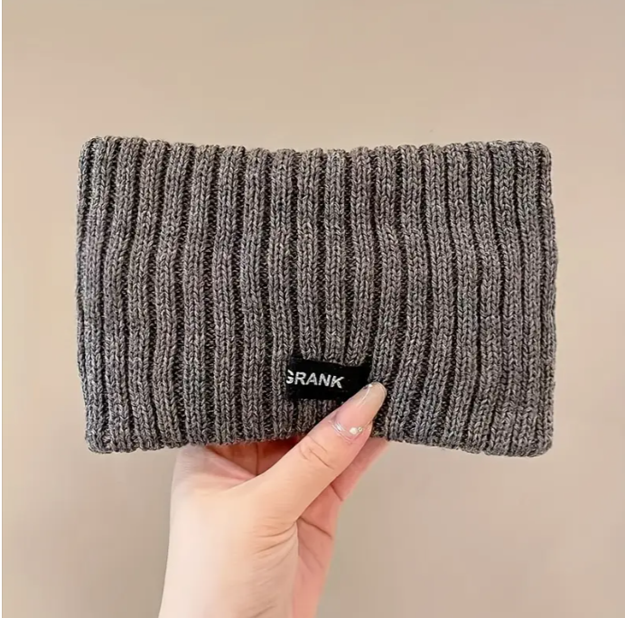 Kötött fejpánt részlet