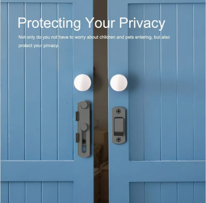 Fém ajtóretesz részlet