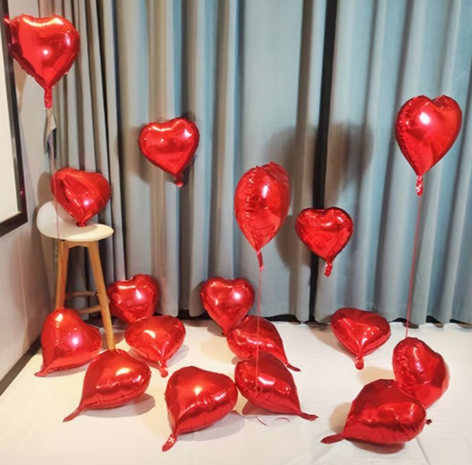 Piros szív fólia lufi