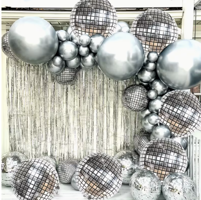 Diszkógömb hatású lufi