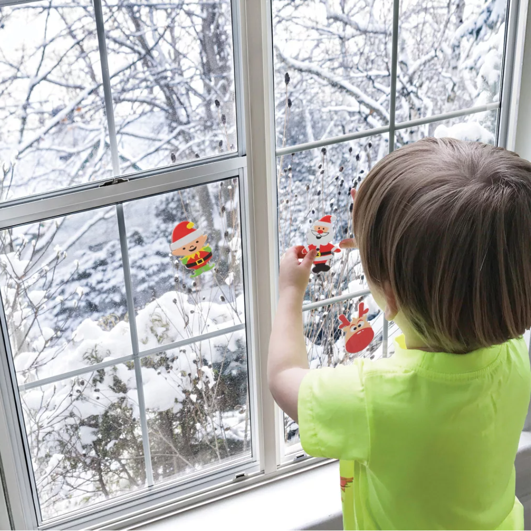 Karácsonyi matricák használat közben