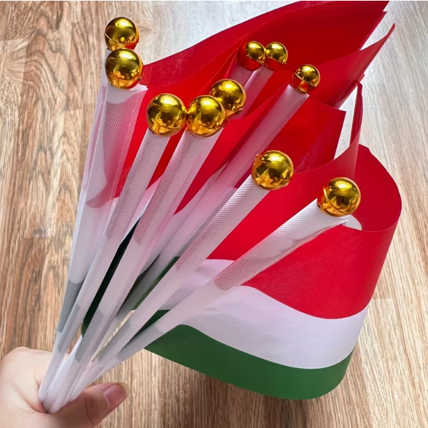 Magyar zászló műanyag szárral