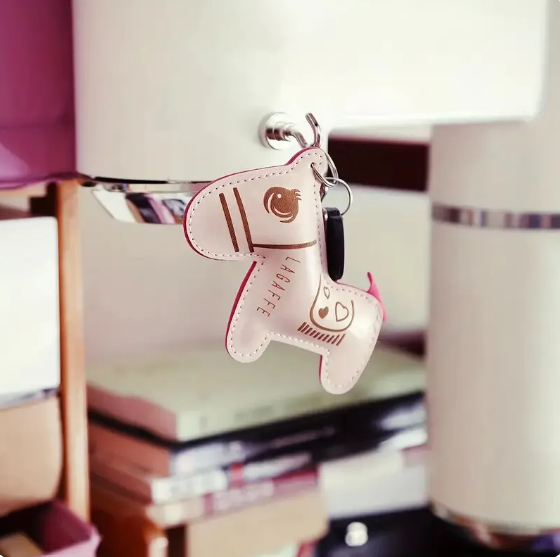 mágneses akasztó konyhai használatban