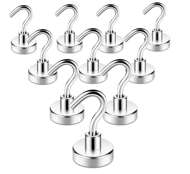 mágneses kampó fém felületen